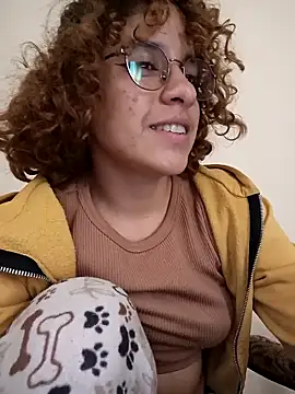 EmmaMelissa0521 online show from February 13, 9:49 pm