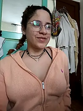 EmmaMelissa0521 online show from September 21, 7:26 pm