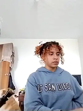 EmmaMelissa0521 online show from January 31, 7:11 pm