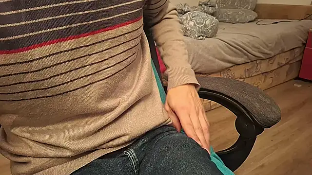 Snapshot of Danyell_K287 chatting on October 24, 6:48 pm Danyell K287 online show from October 24, 6:48 pm