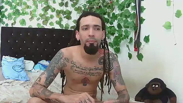 caribbeanlover1 online show from December 10, 6:17 pm