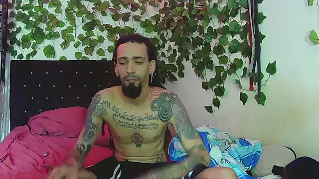 caribbeanlover1 online show from December 13, 8:26 pm