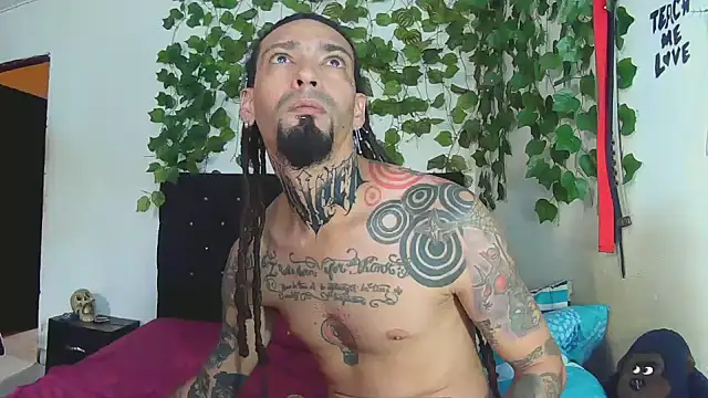 caribbeanlover1 online show from May 15, 2:02 pm
