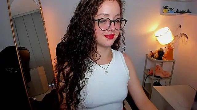 Cassandra Caiin online show from September 23, 10:46 pm