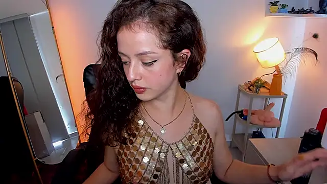 Cassandra Caiin online show from October 25, 6:24 pm