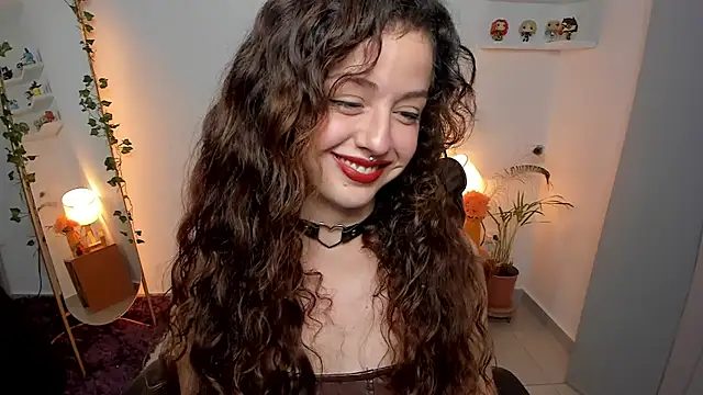 Cassandra Caiin online show from July 7, 12:02 am