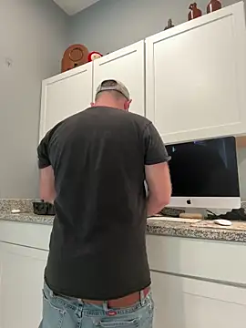 smokeymt420 online show from March 1, 7:16 pm