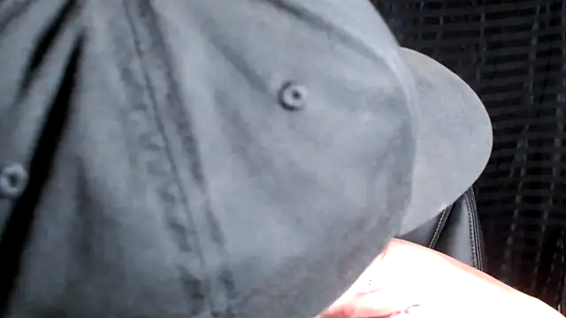 Snapshot of ThickD2C chatting on January 30, 8:42 pm ThickD2C online show from January 30, 8:42 pm