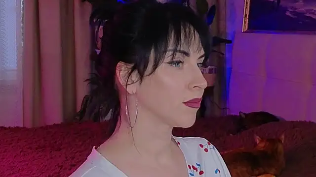 lily conor online show from November 27, 8:16 am