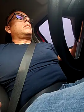 chicoguapo8 online show from November 5, 10:10 pm