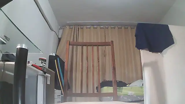 chicoguapo8 online show from May 6, 3:02 am