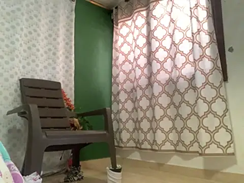 Estefani 32 online show from February 5, 2:22 pm