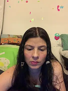 Estefani 32 online show from April 29, 4:44 pm