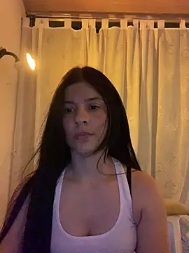 Estefani 32 online show from May 17, 5:31 pm