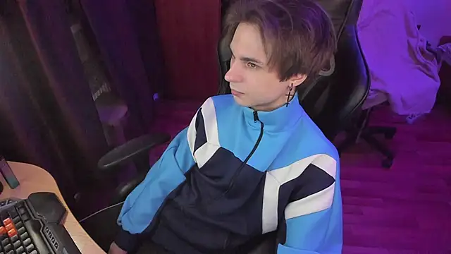 Snapshot of teelimata chatting on March 10, 4:45 pm teelimata online show from March 10, 4:45 pm