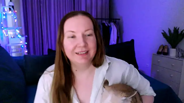 GoddessLara online show from March 15, 6:25 am
