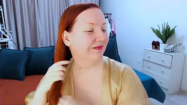 GoddessLara online show from September 15, 10:10 pm