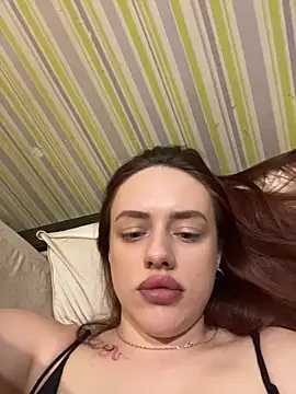 Lisaaan online show from March 30, 5:58 pm