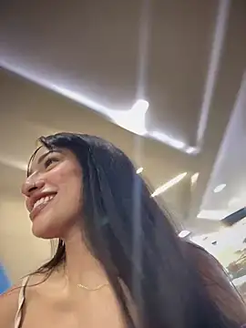 DulceLenns online show from February 19, 6:00 pm