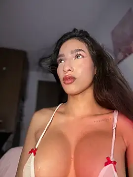 Snapshot of DulceLenns chatting on March 25, 7:09 pm DulceLenns online show from March 25, 7:09 pm