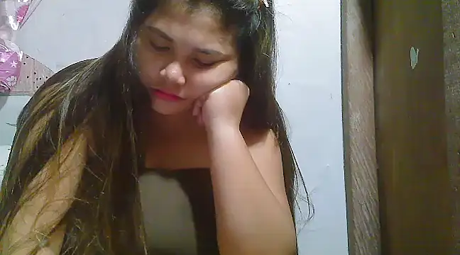 Snapshot of Creamsweetpussy28 chatting on March 21, 7:24 pm Creamsweetpussy28 online show from March 21, 7:24 pm