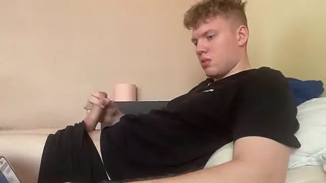 sexybooii6968 online show from May 9, 11:15 am