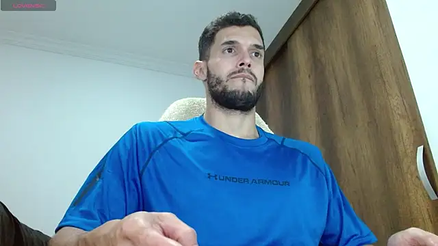 Snapshot of Noah_jhonsonn chatting on February 27, 10:31 pm Noah jhonsonn online show from February 27, 10:31 pm