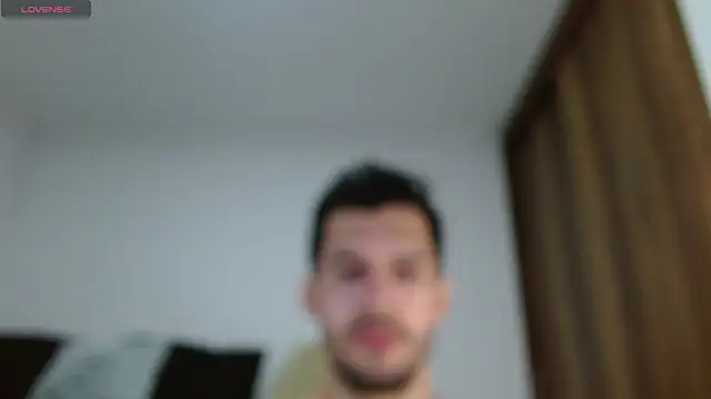 Snapshot of Noah_jhonsonn chatting on March 13, 11:19 am Noah jhonsonn online show from March 13, 11:19 am