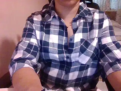 Snapshot of Pinky_4 chatting on September 29, 12:21 pm Pinky 4 online show from September 29, 12:21 pm