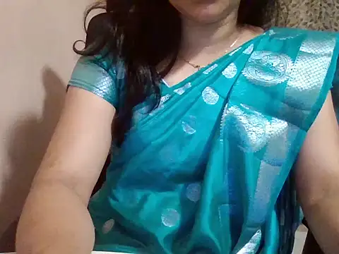 Pinky 4 online show from May 1, 2:21 pm