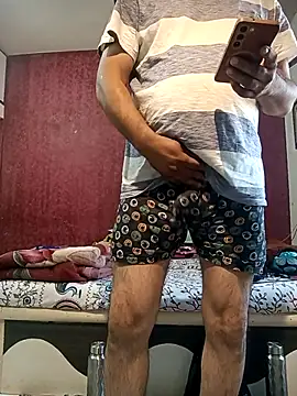 Snapshot of hornydick4you chatting on January 17, 4:39 am hornydick4you online show from January 17, 4:39 am