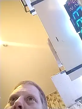 Snapshot of Baumhackel chatting on January 31, 11:36 pm Baumhackel online show from January 31, 11:36 pm