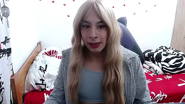 Snapshot of OriannaDomenechi chatting on January 7, 4:18 am OriannaDomenechi online show from January 7, 4:18 am