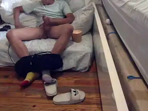 Snapshot of BIG-CkD_F chatting on February 25, 4:42 pm BIG-CkD F online show from February 25, 4:42 pm