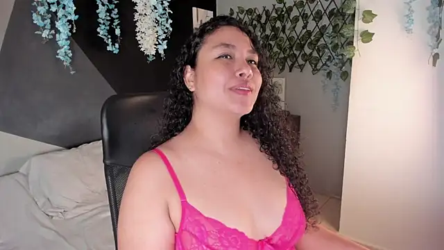 alixon fiore5 online show from June 6, 7:35 am