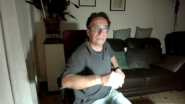 HETEREOMAN online show from October 18, 7:03 pm