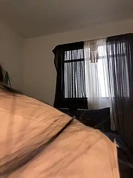 Snapshot of trianawhite chatting on November 20, 3:23 pm trianawhite online show from November 20, 3:23 pm