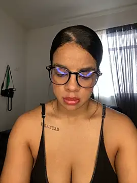 trianawhite online show from March 10, 3:50 pm