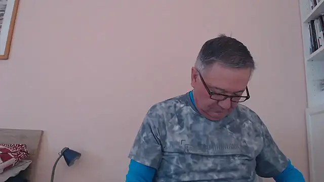 YOU6me online show from October 3, 8:44 am