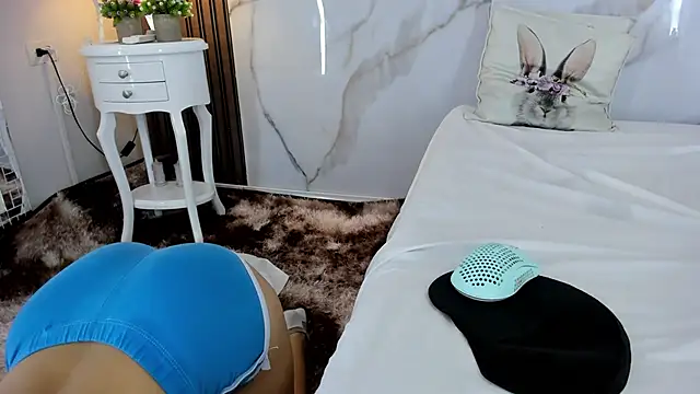 hannahill69 online show from December 27, 10:55 am