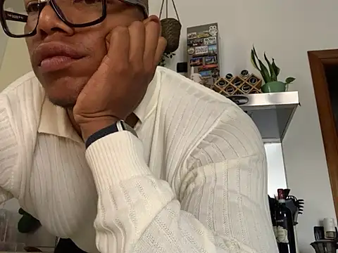 Snapshot of iamrafaelhot chatting on November 8, 1:00 pm iamrafaelhot online show from November 8, 1:00 pm