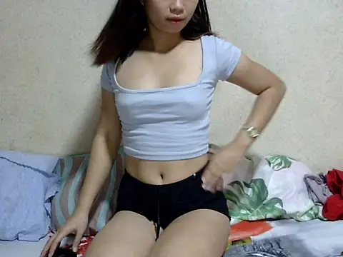 LisaSexyBody online show from December 15, 7:35 am