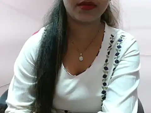 LovingPihu online show from January 13, 8:37 am