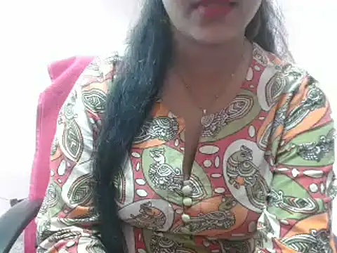 LovingPihu online show from January 31, 11:46 am