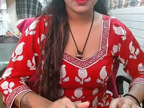 LovingPihu online show from November 4, 5:39 am