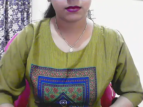 LovingPihu online show from May 5, 5:48 am