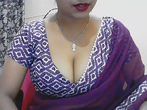 LovingPihu online show from May 10, 6:18 am