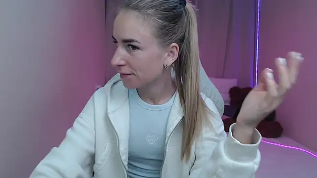 DeboraHorny online show from May 14, 6:09 am