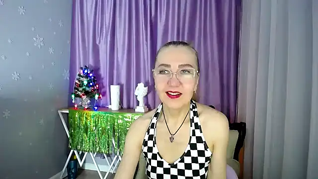 queen a n i online show from January 11, 7:06 am