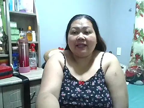 Snapshot of hornyKENDAH chatting on March 2, 8:10 am hornyKENDAH online show from March 2, 8:10 am